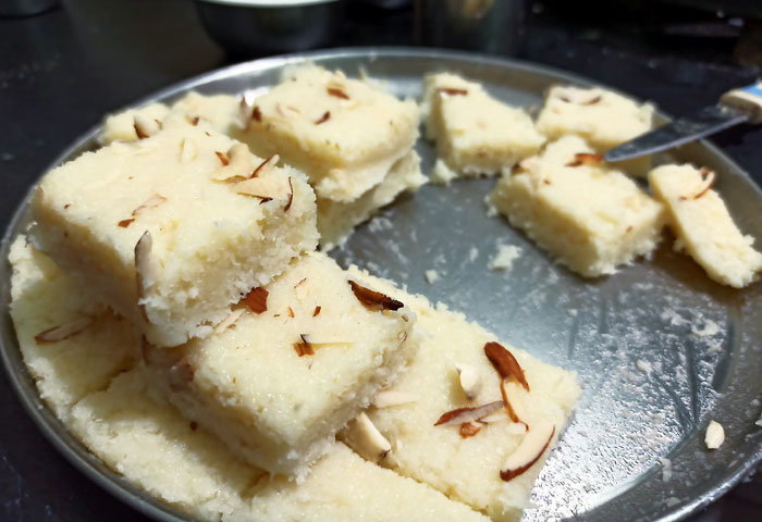 Coconut barfi recipe | Nariyal barfi