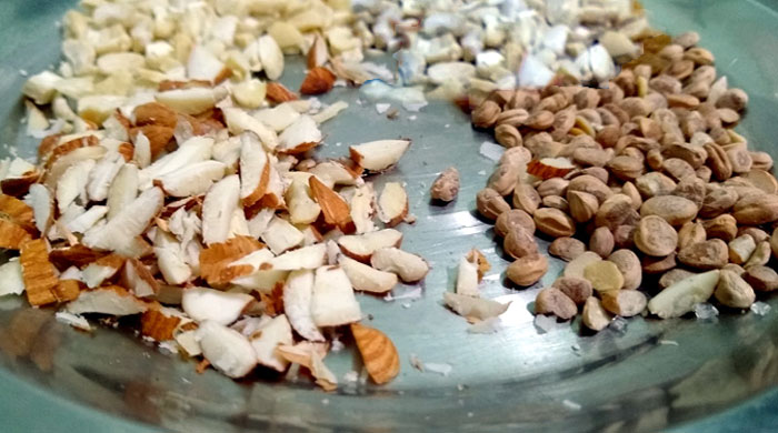 stuffed peanut roll | peanut roll recipe | peanut recipes | Indian dessert