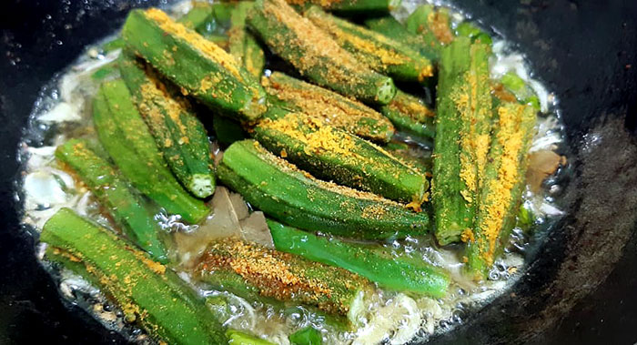 Stuffed bhindi fry