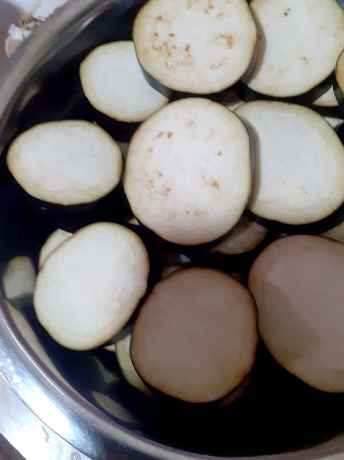 Microwave Recipe | Eggplant In Tomato Sauce | Vegan eggplant recipe