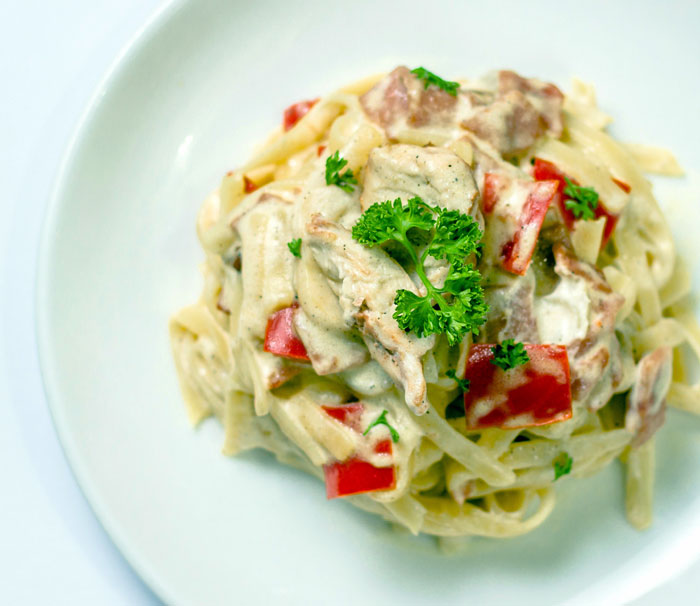 White Sauce Pasta with vegetables