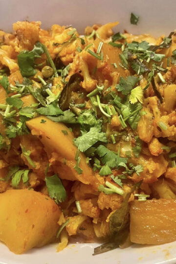 Aloo gobi recipe Potato and Cauliflower Curry